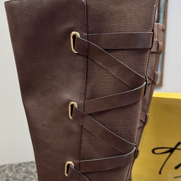 Thalia Sodi Veronica Dark Brown Heeled Boots Riding Boots NWT 7 - Picture 9 of 15